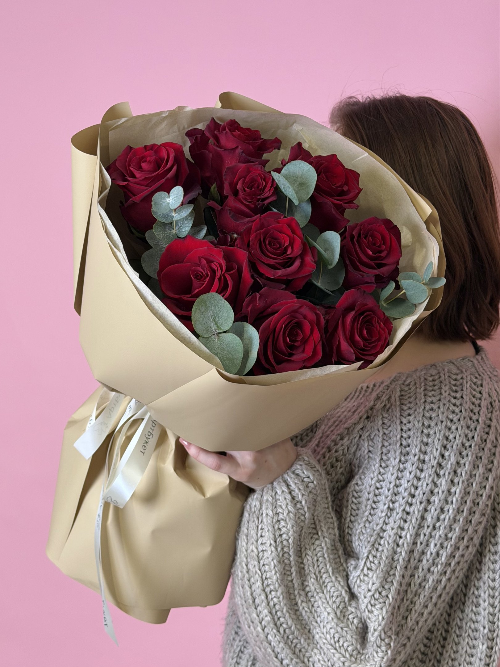 Букет из красных роз «Ада»