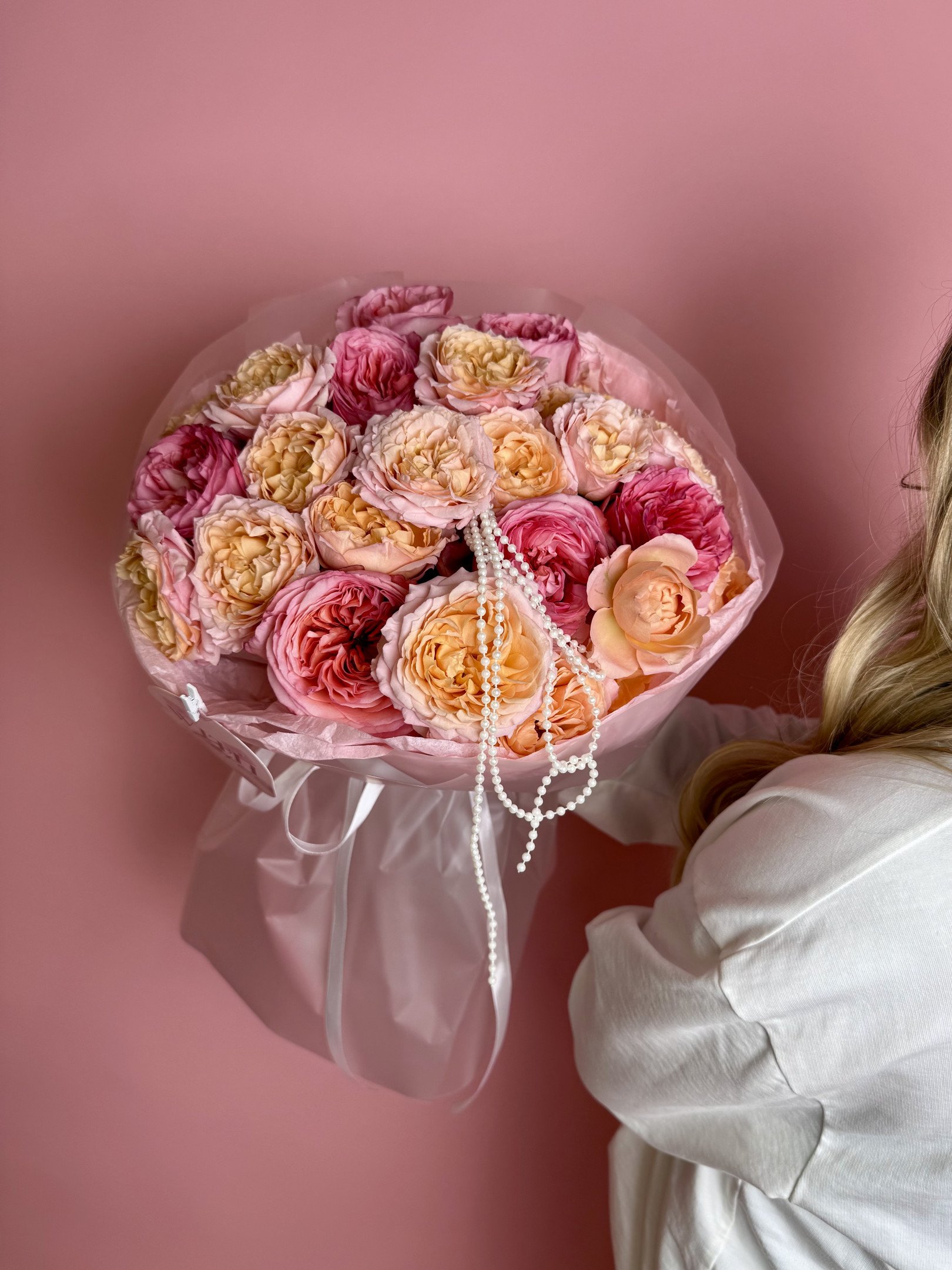 Букет из пионовидных роз «Love potion»