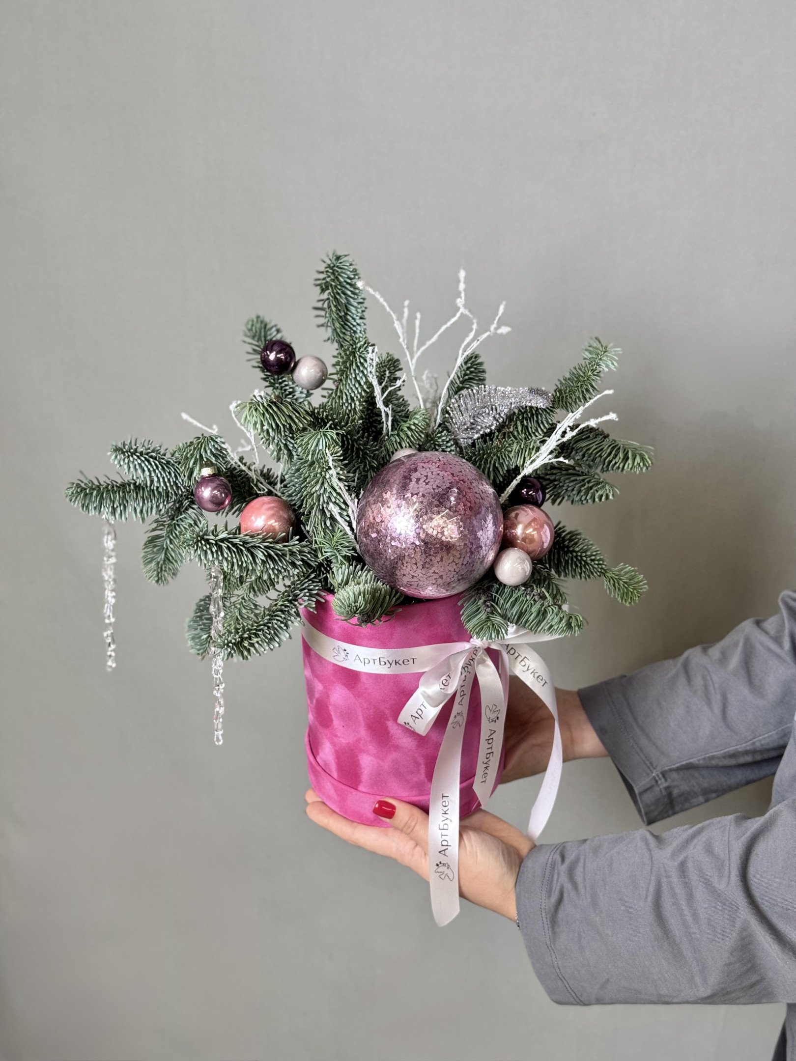 Зимняя композиция в шляпной коробке №10