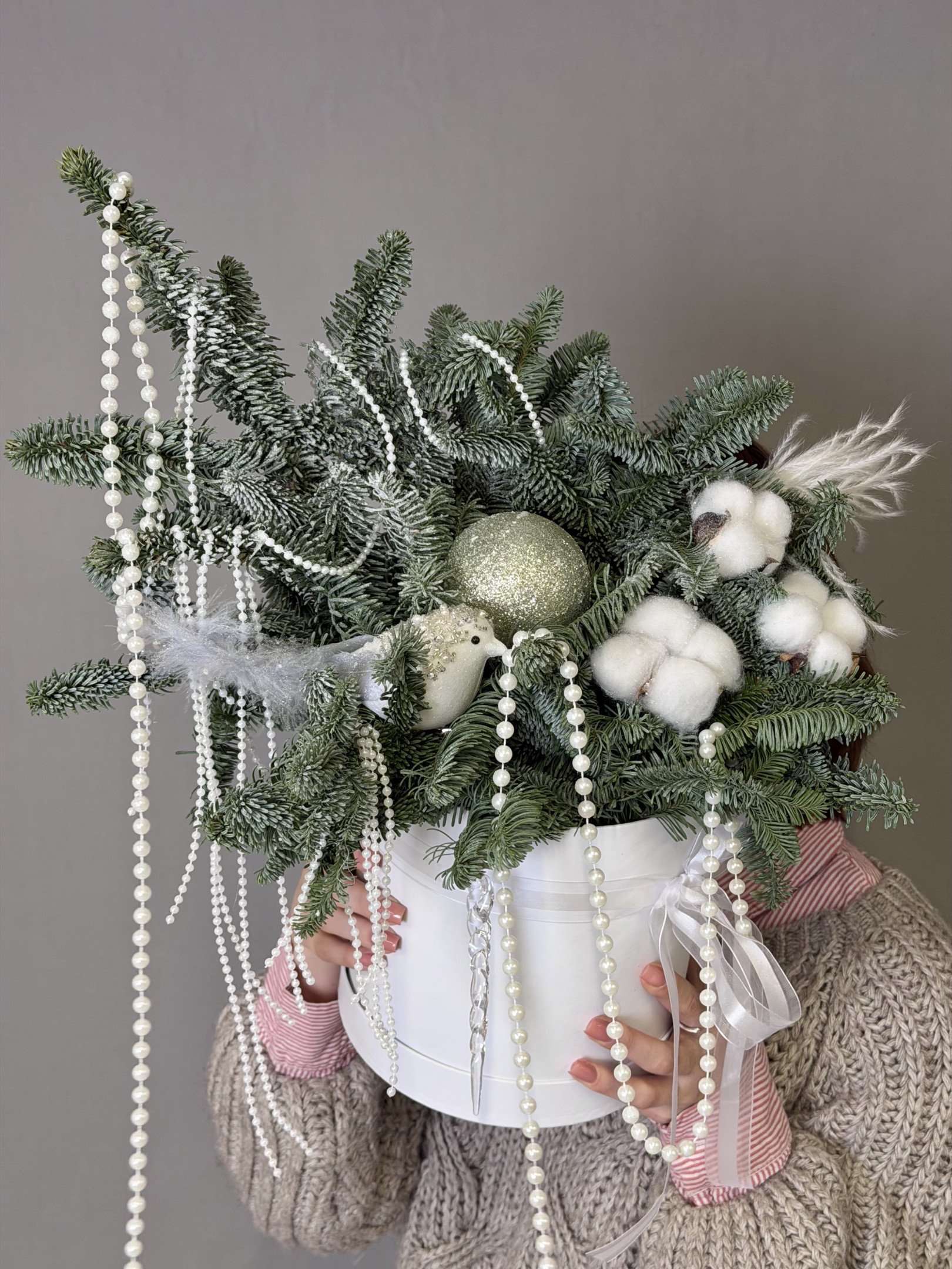 Зимняя композиция в шляпной коробке №2