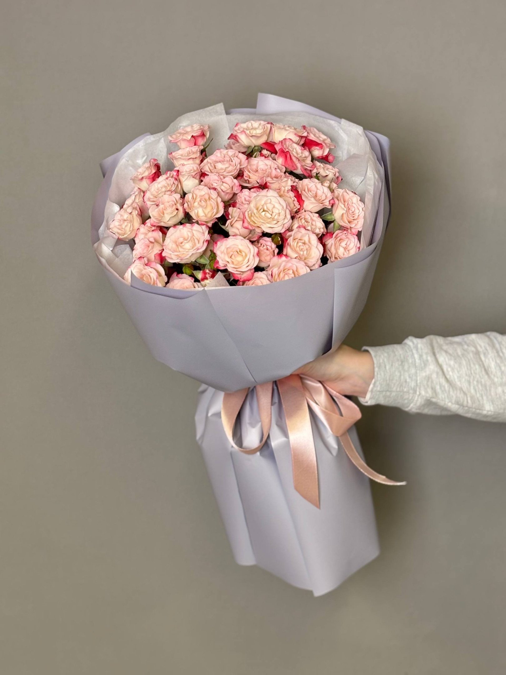 Букет из кустовой розы Габриэль