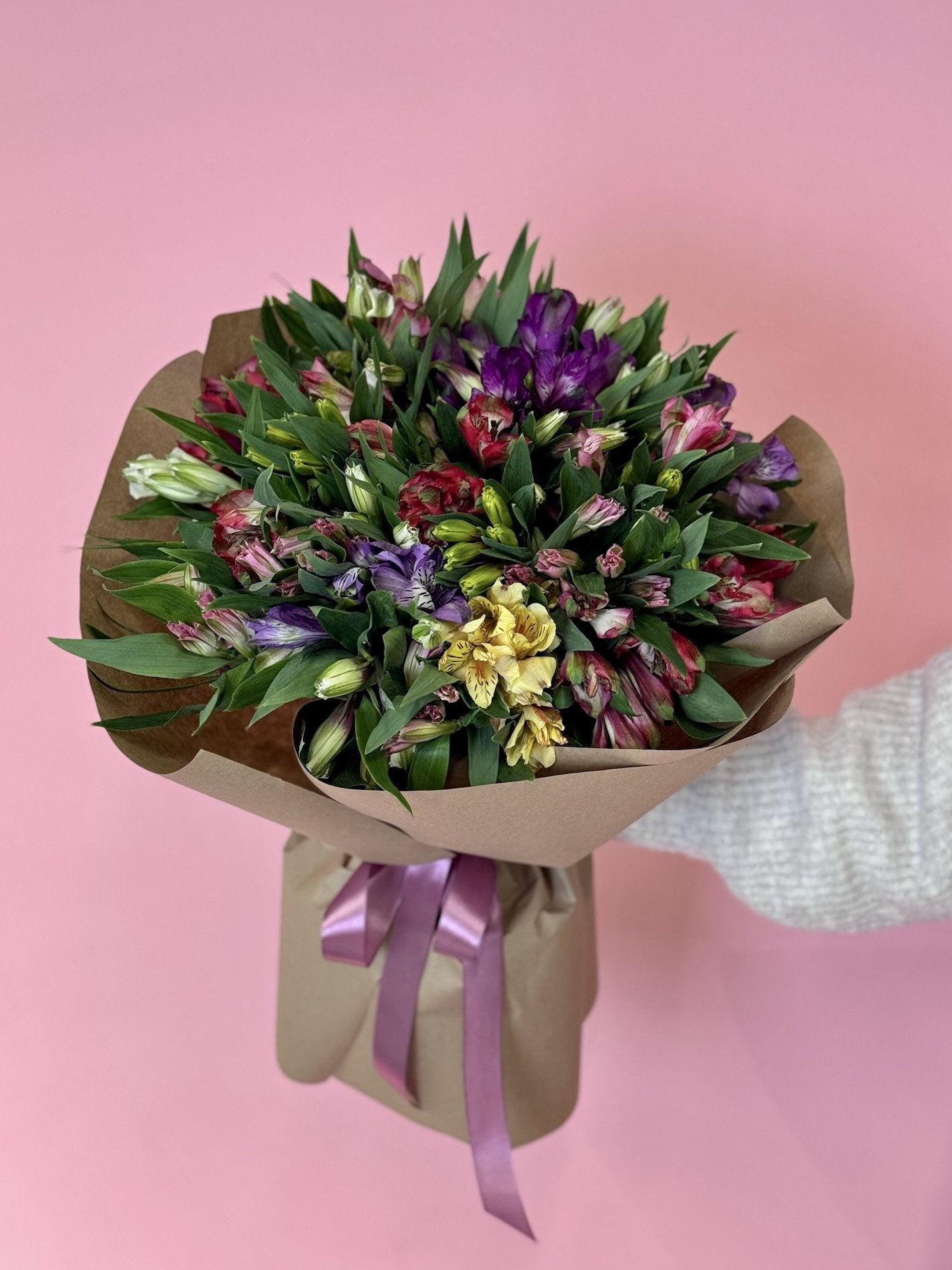 Букет из альстромерий «Фейерверк чувств»