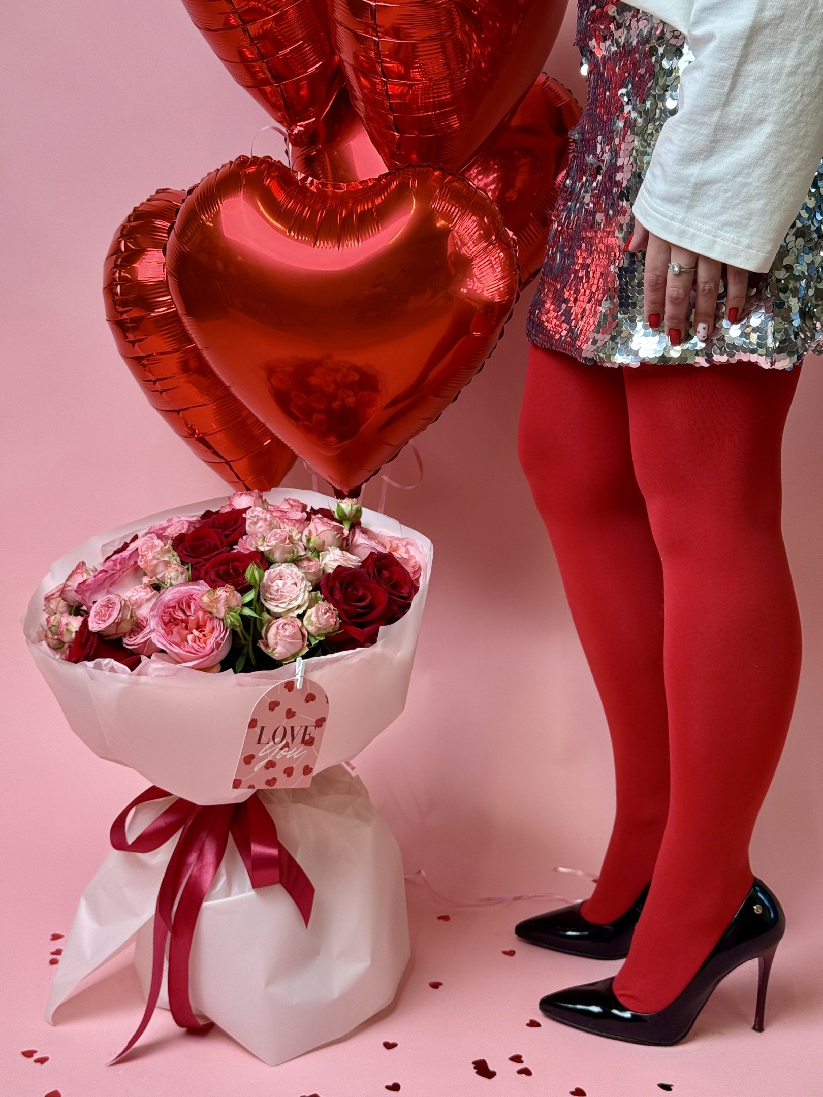 Сет LOVE №9 - Букет «Люби меня, люби» + 5 Шар Сердце